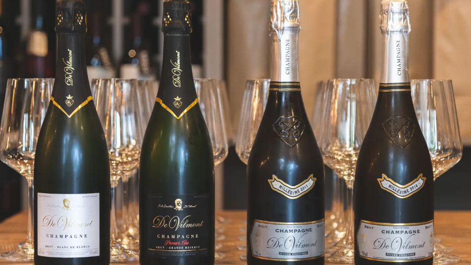 Champagne de Vilmont u vinoteci Brolo: 14-godišnji šampanjac uz slaninu i teleći kotlet